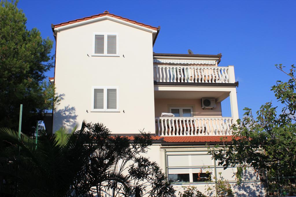 Apartments 4 Dolphins Rogoznica  Exterior foto